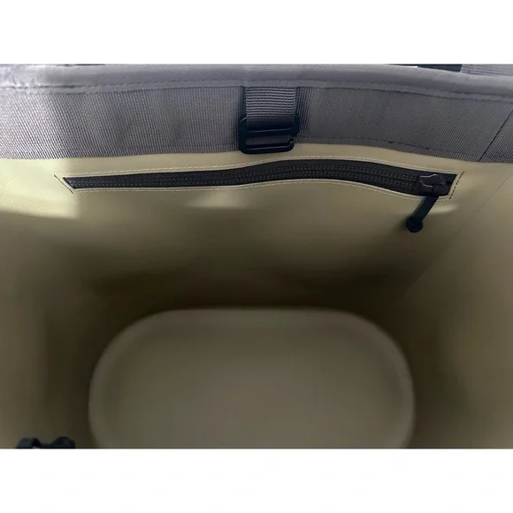 YETI Camino 20 Carryall Tote Bag, WETLANDS CAMO - Picture 7 of 7